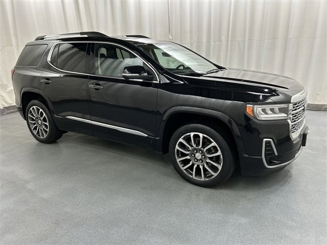 2022 GMC Acadia Denali's photo
