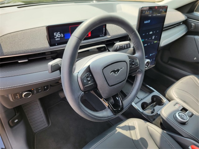 2024 Ford Mustang Mach-E Premium photo 12
