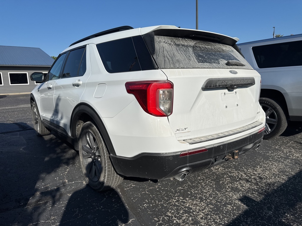 2021 Ford Explorer XLT photo 4