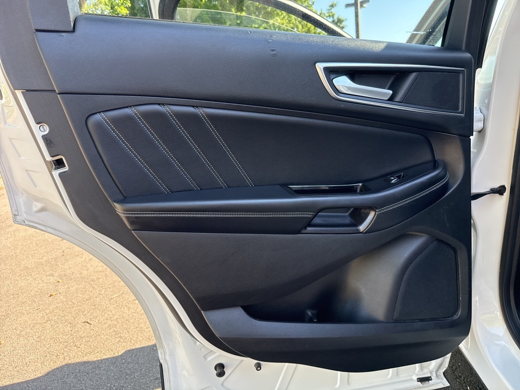 2018 Ford Edge Sport photo 17