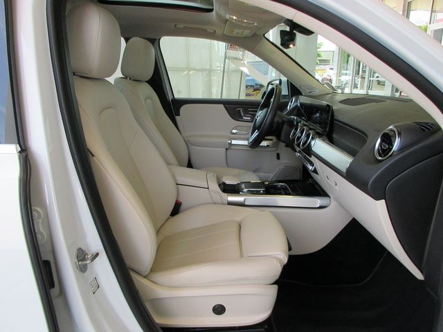 2021 Mercedes Benz GLB 250 4MATIC photo 22