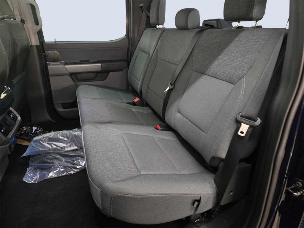 2024 Ford F-150 Lightning XLT photo 21