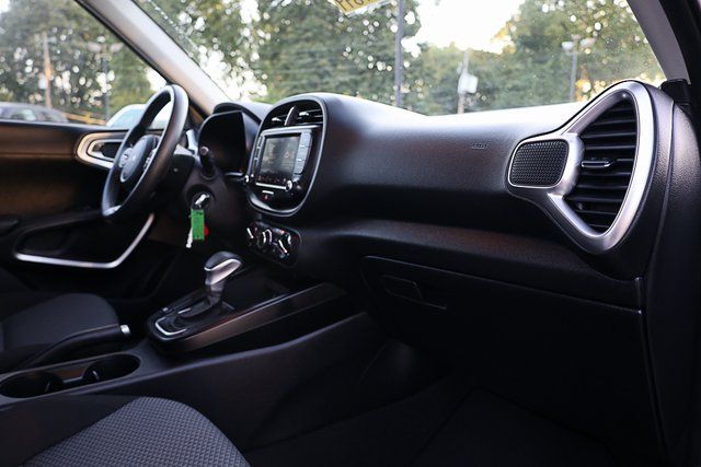 2023 Kia Soul LX photo 23