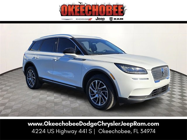 2022 Lincoln Corsair Base's photo