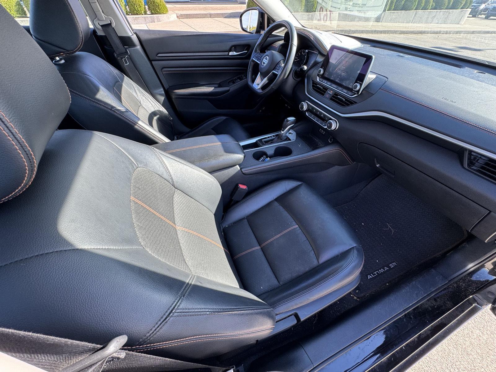 2022 Nissan Altima 2.5 SR photo 27