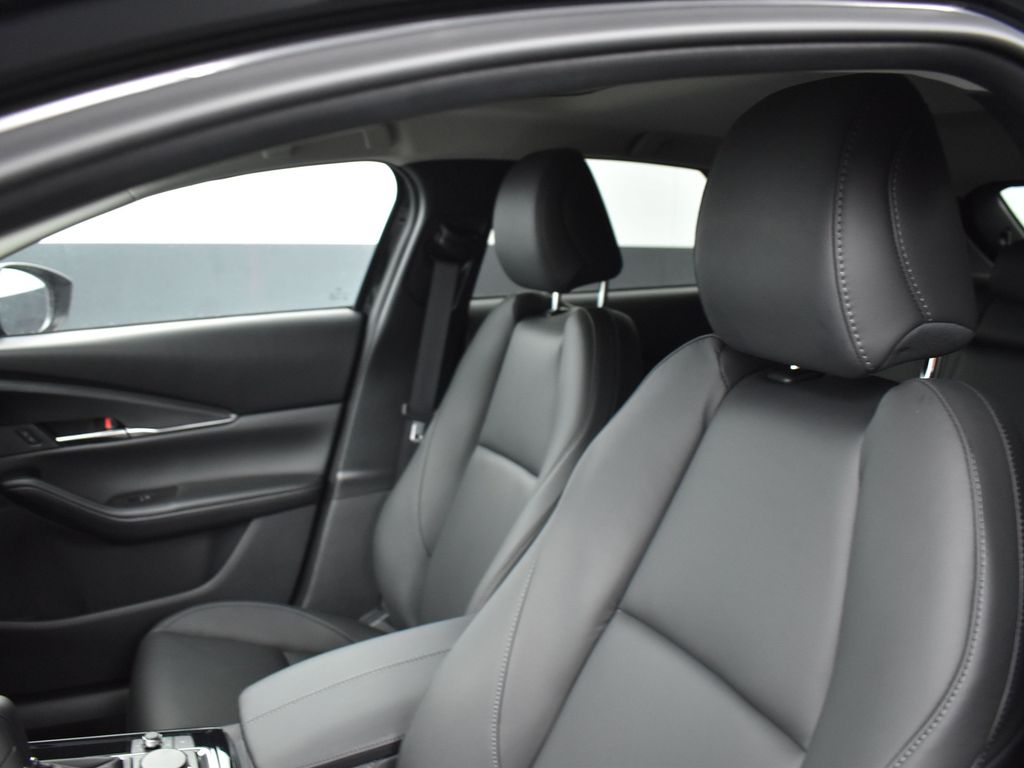 2025 Mazda CX-30 2.5 S Preferred photo 9