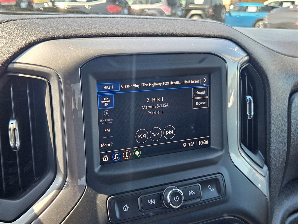 2024 Chevrolet Silverado 1500 Custom photo 19