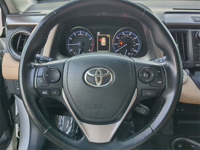 2018 Toyota RAV4 Adventure XLE photo 25