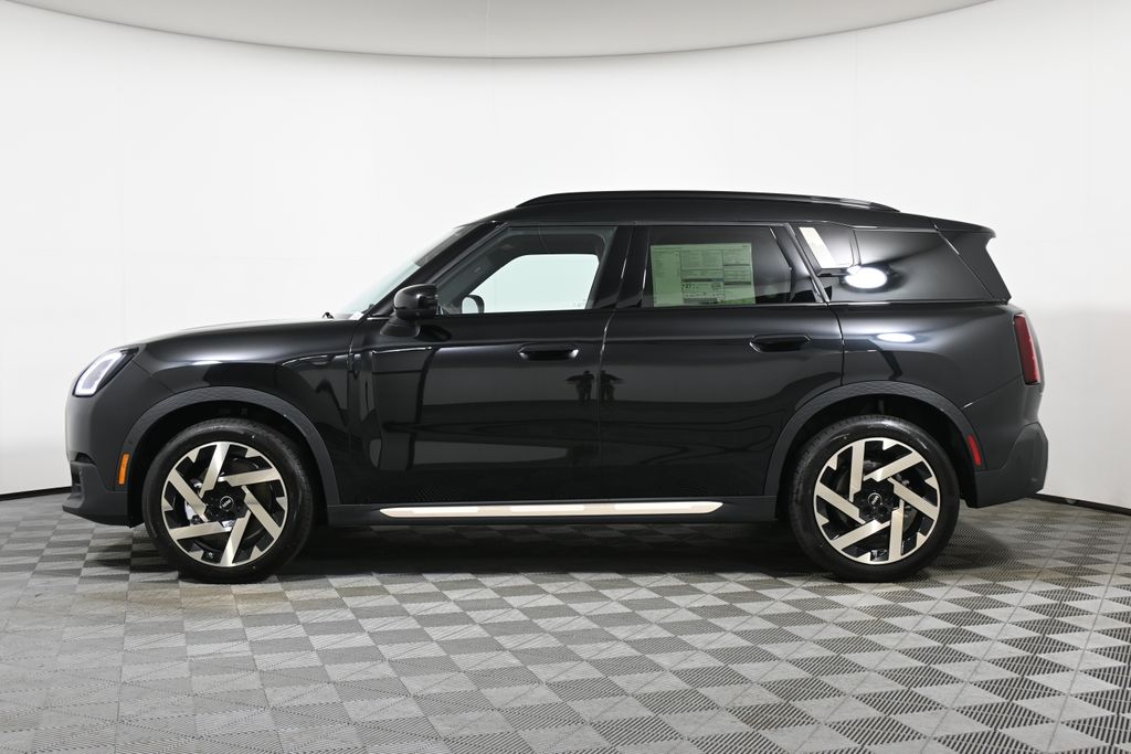 2025 Mini Countryman S ALL4 photo 2