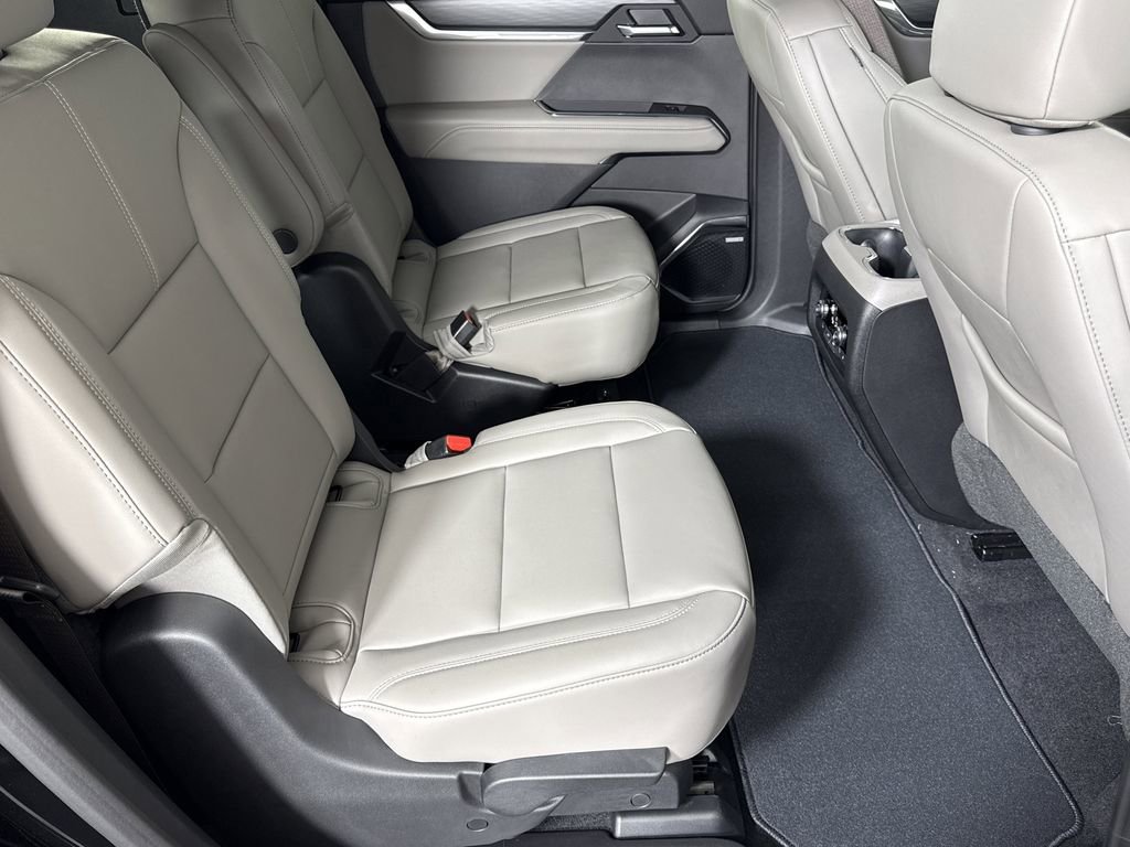 2026 Gmc Acadia Elevation photo 8