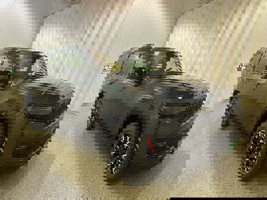 2025 Jeep Wagoneer Series II's photo