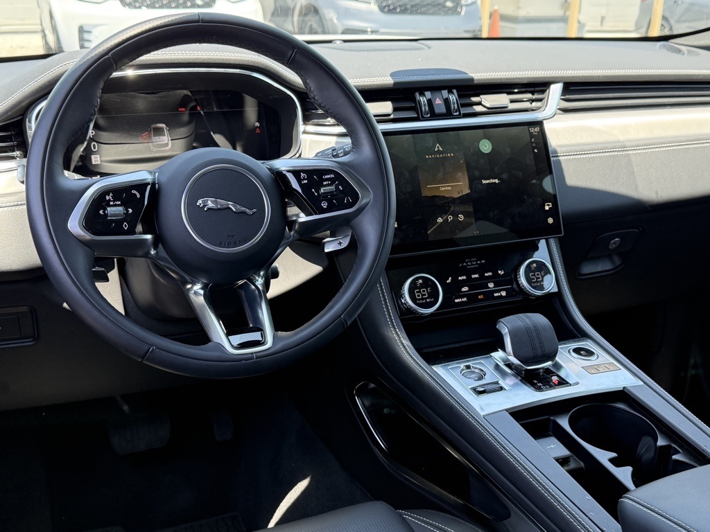 2024 Jaguar F-PACE P400 R-Dynamic S photo 20