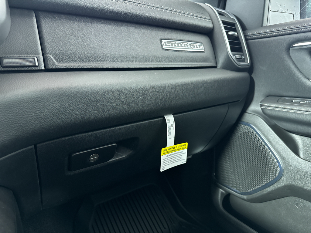 2025 Ram 1500 Laramie photo 26