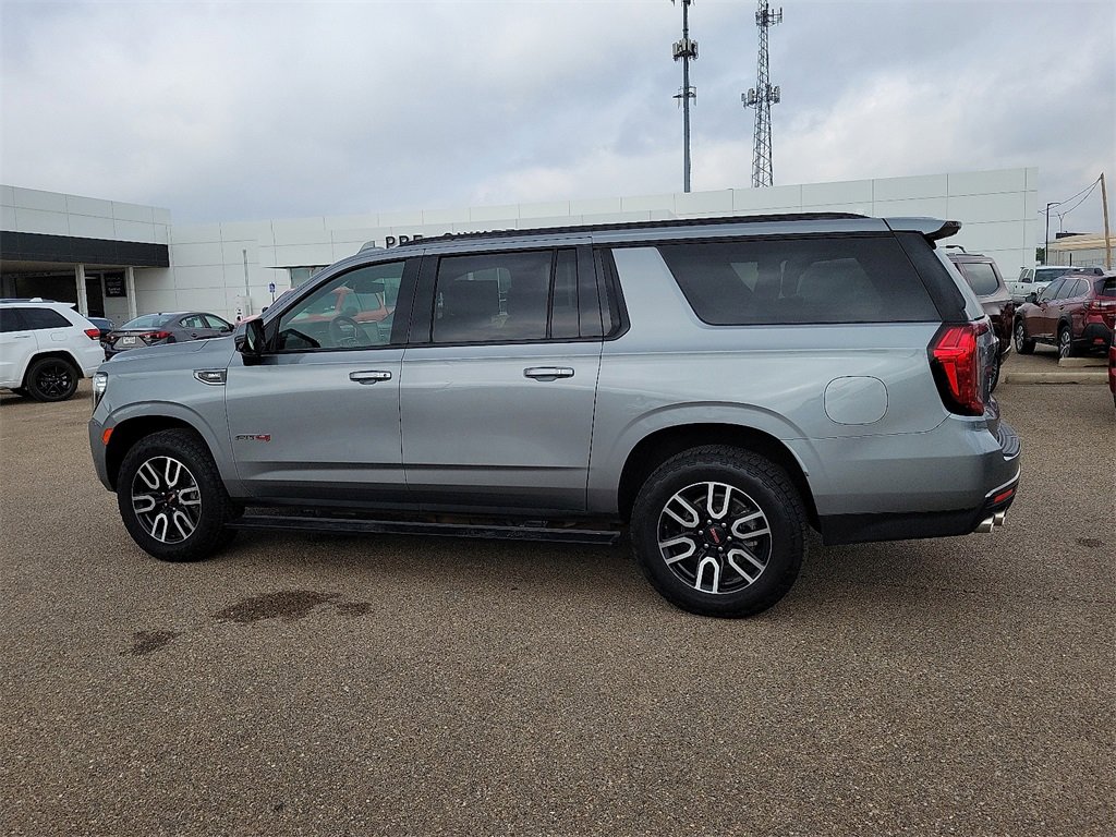 2023 Gmc Yukon XL AT4 photo 6