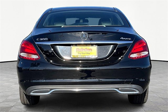 2017 Mercedes Benz C 300 4MATIC photo 3