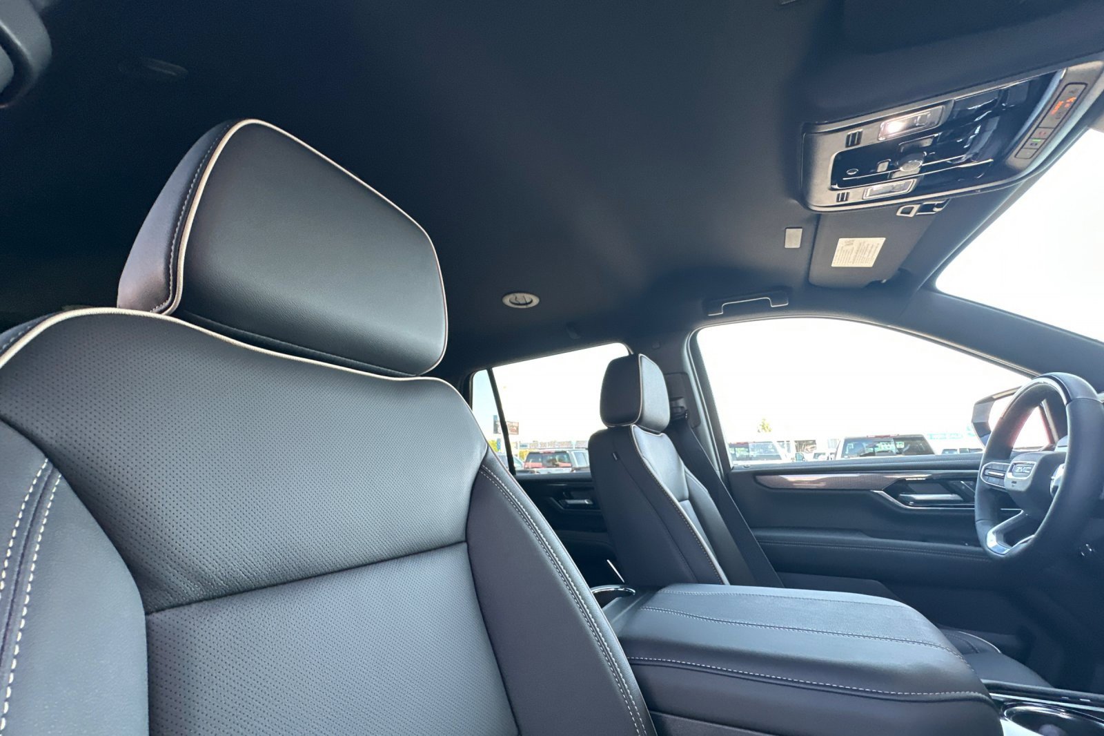 2026 Gmc Yukon photo 14