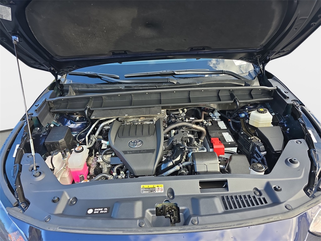 2024 Toyota Highlander XLE photo 30