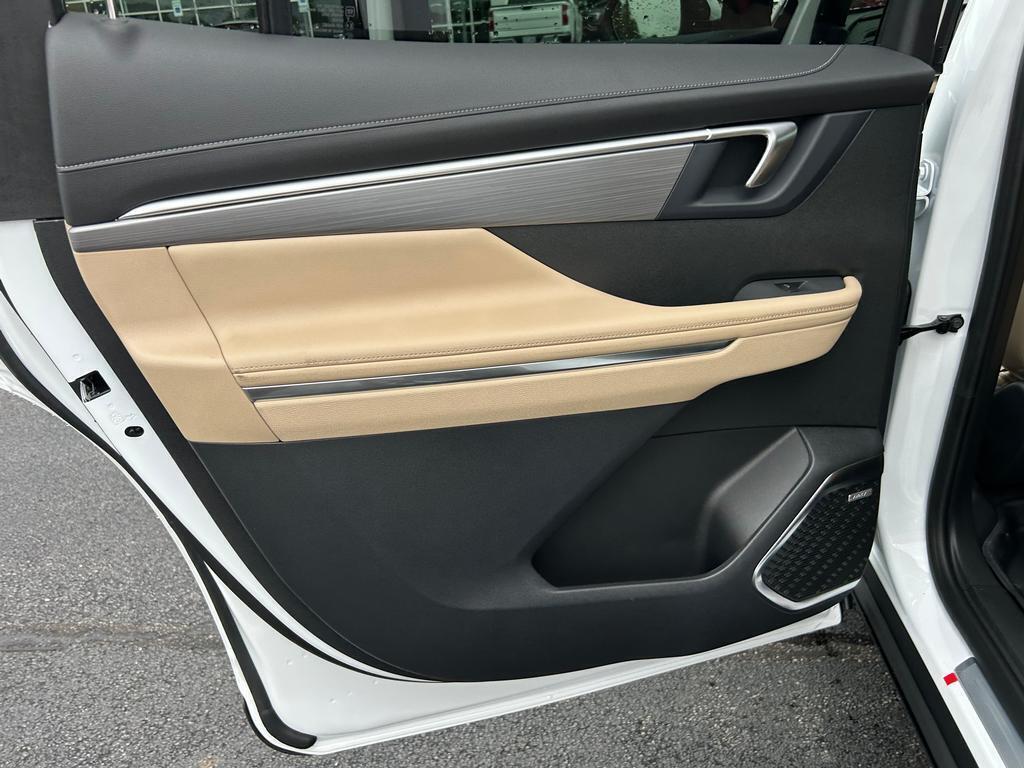 2026 Buick Enclave Preferred photo 7