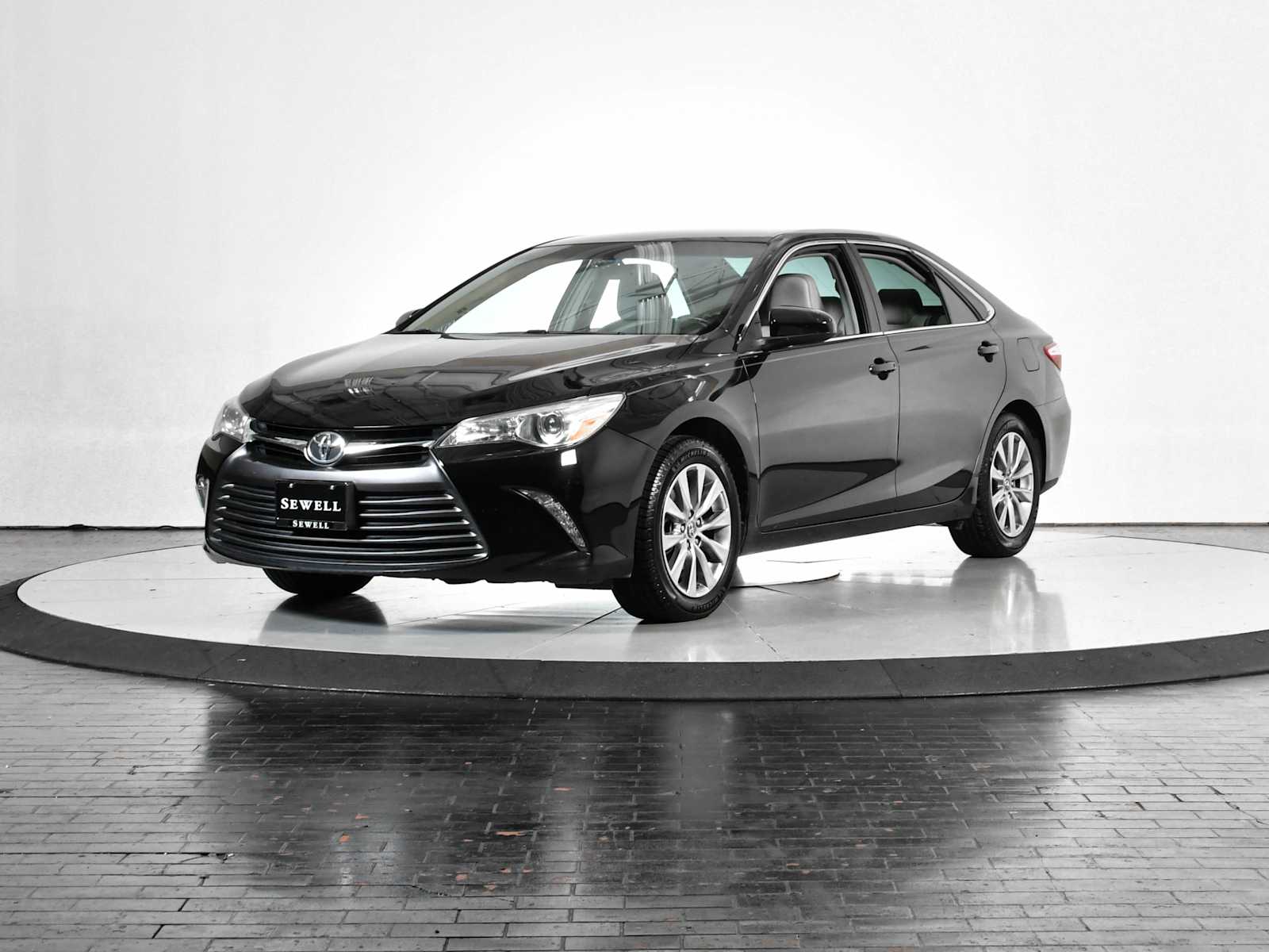 2016 Toyota Camry XLE