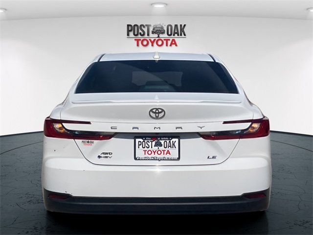 2025 Toyota Camry LE photo 7