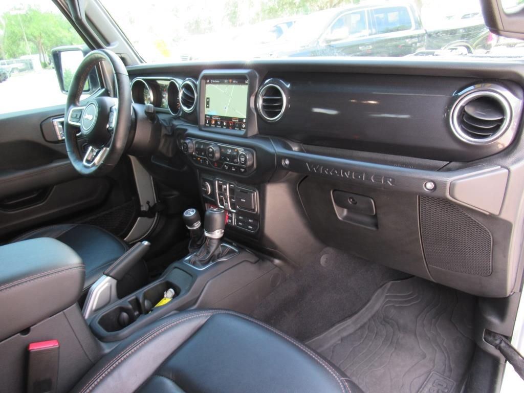 2023 Jeep Wrangler Rubicon 392 photo 12