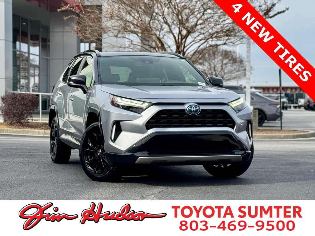 2023 Toyota RAV4 XSE's photo