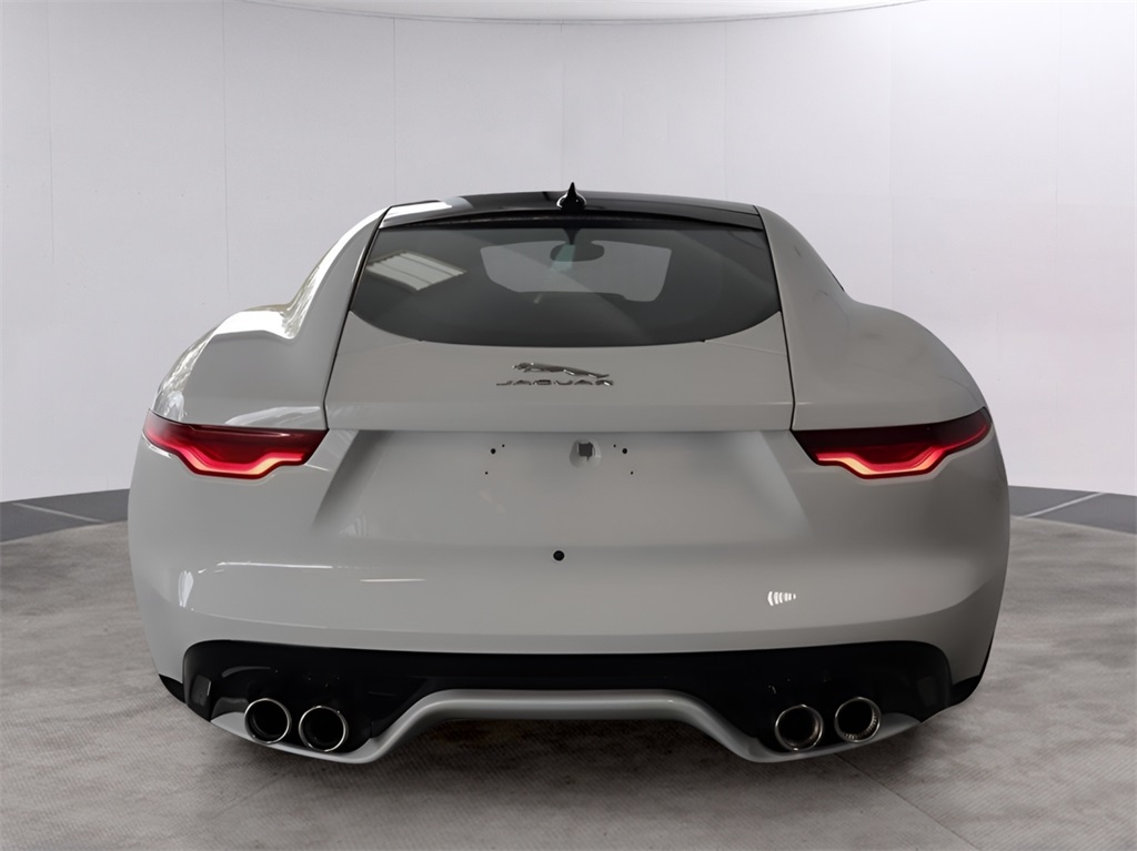 2024 Jaguar F-TYPE P450 photo 5