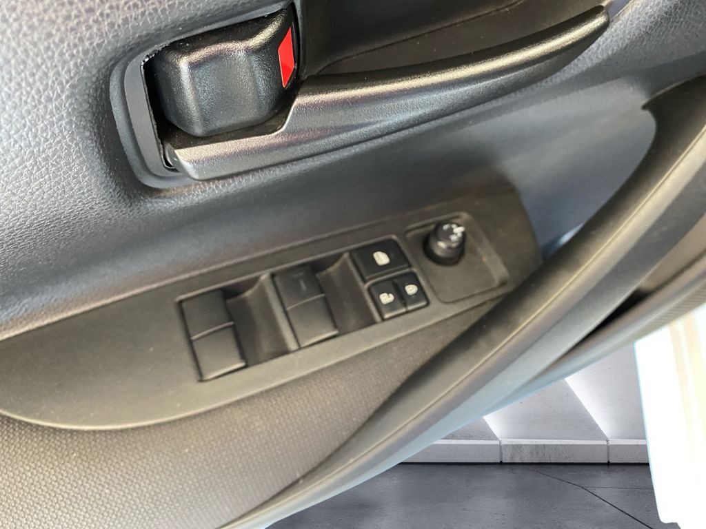 2023 Toyota Corolla LE photo 12