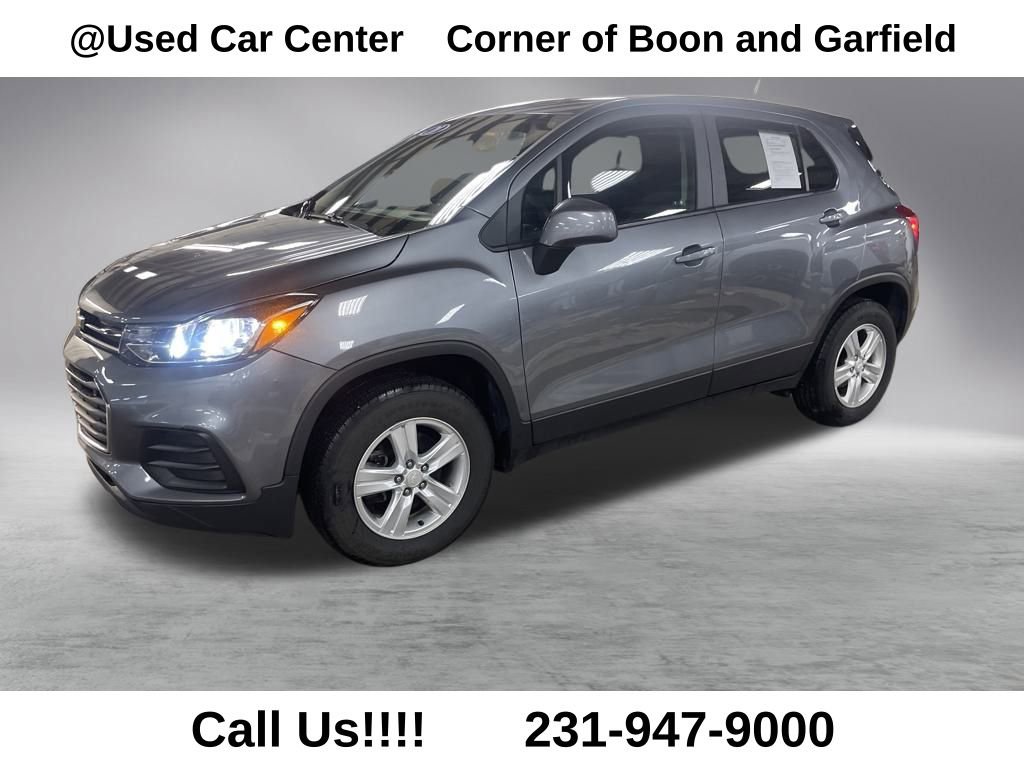 2020 Chevrolet Trax LS's photo