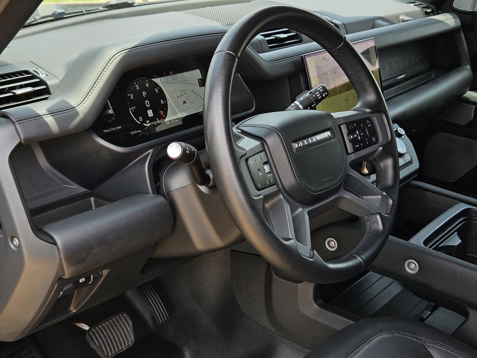 2023 Land Rover Defender X-Dynamic SE photo 27