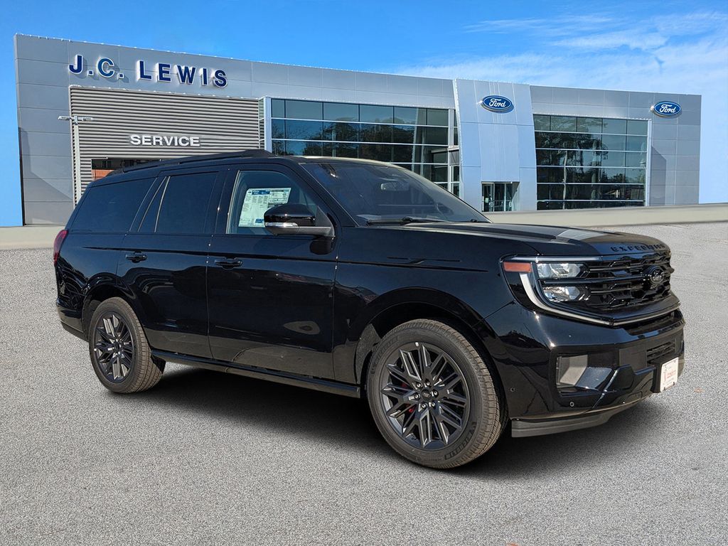2025 Ford Expedition Platinum's photo