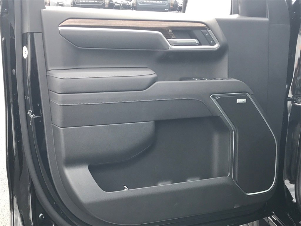 2026 GMC SIERRA - Image 13