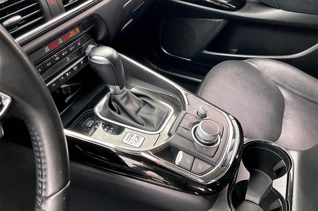2022 Mazda CX-9 Touring photo 17