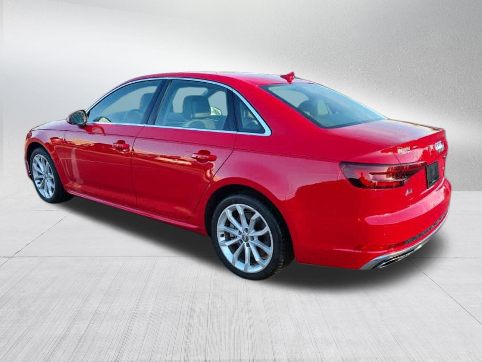 2019 Audi A4 2.0T Premium Plus Quattro photo 4