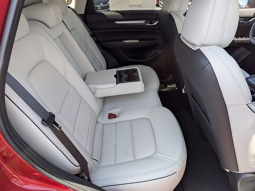 2025 Mazda CX-5 2.5 S Preferred photo 15