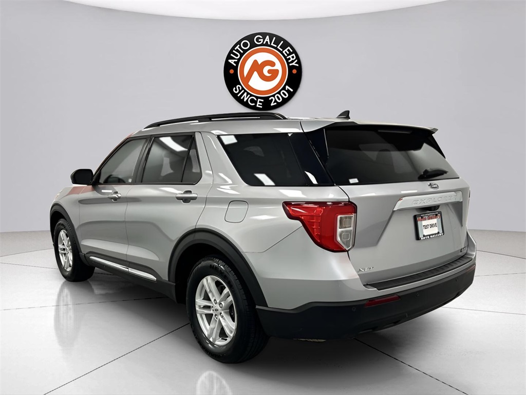 2021 Ford Explorer XLT photo 5