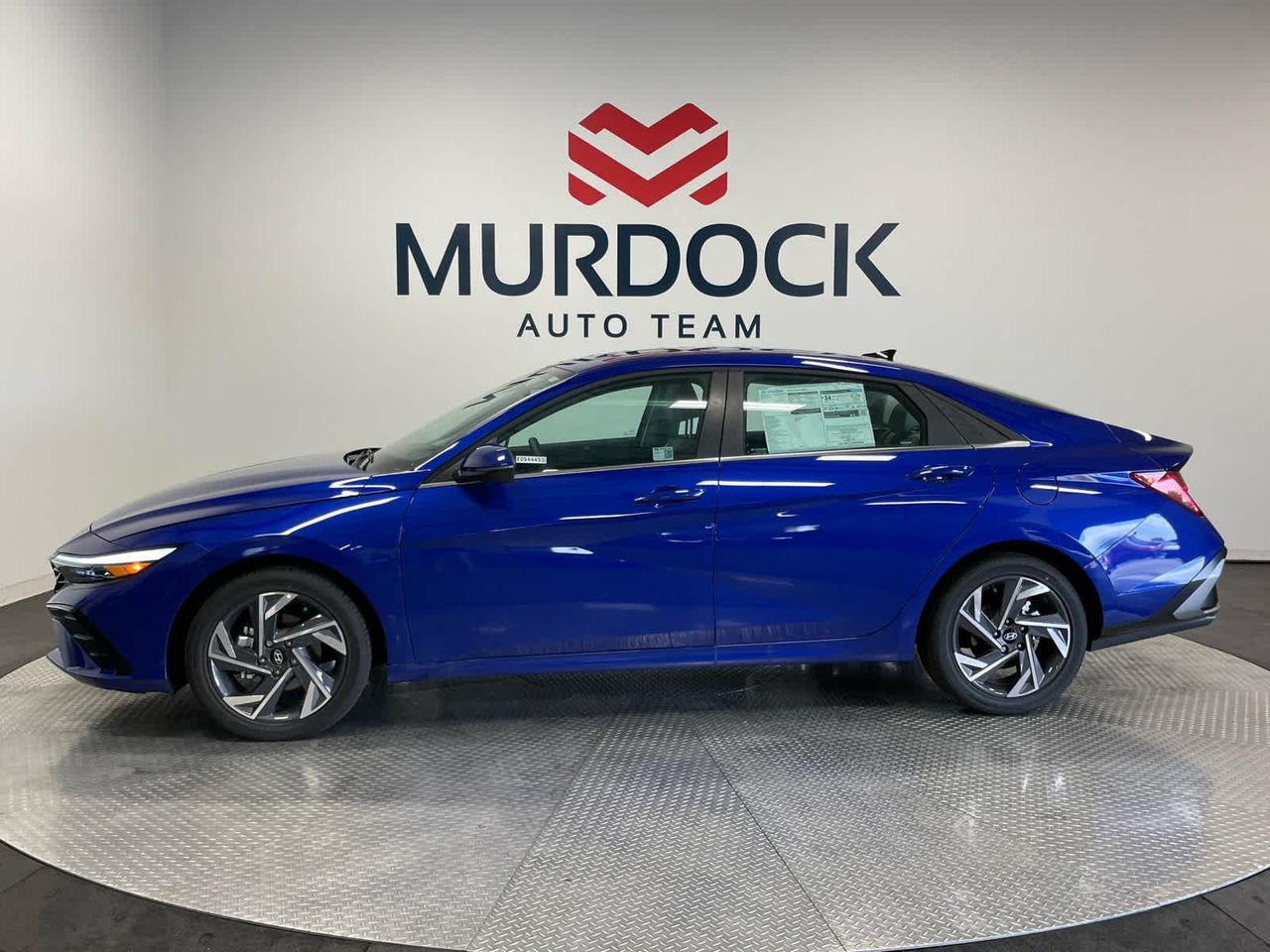 2025 Hyundai Elantra Limited photo 2