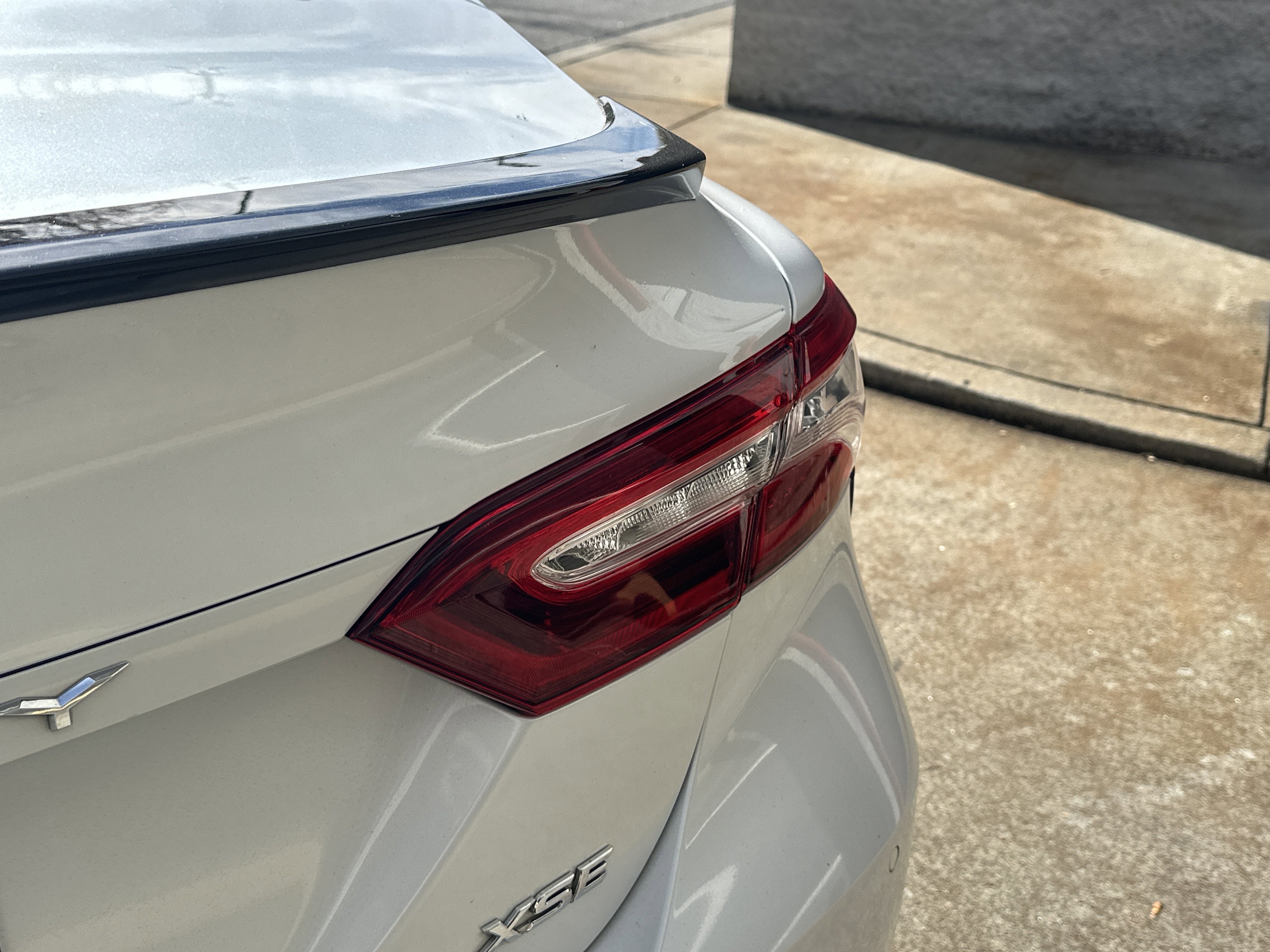 2020 Toyota Camry XSE V6 photo 4