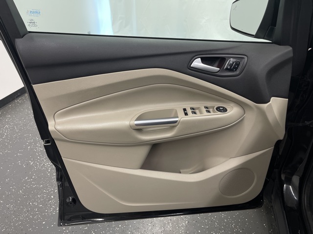 2014 Ford Escape Titanium photo 9