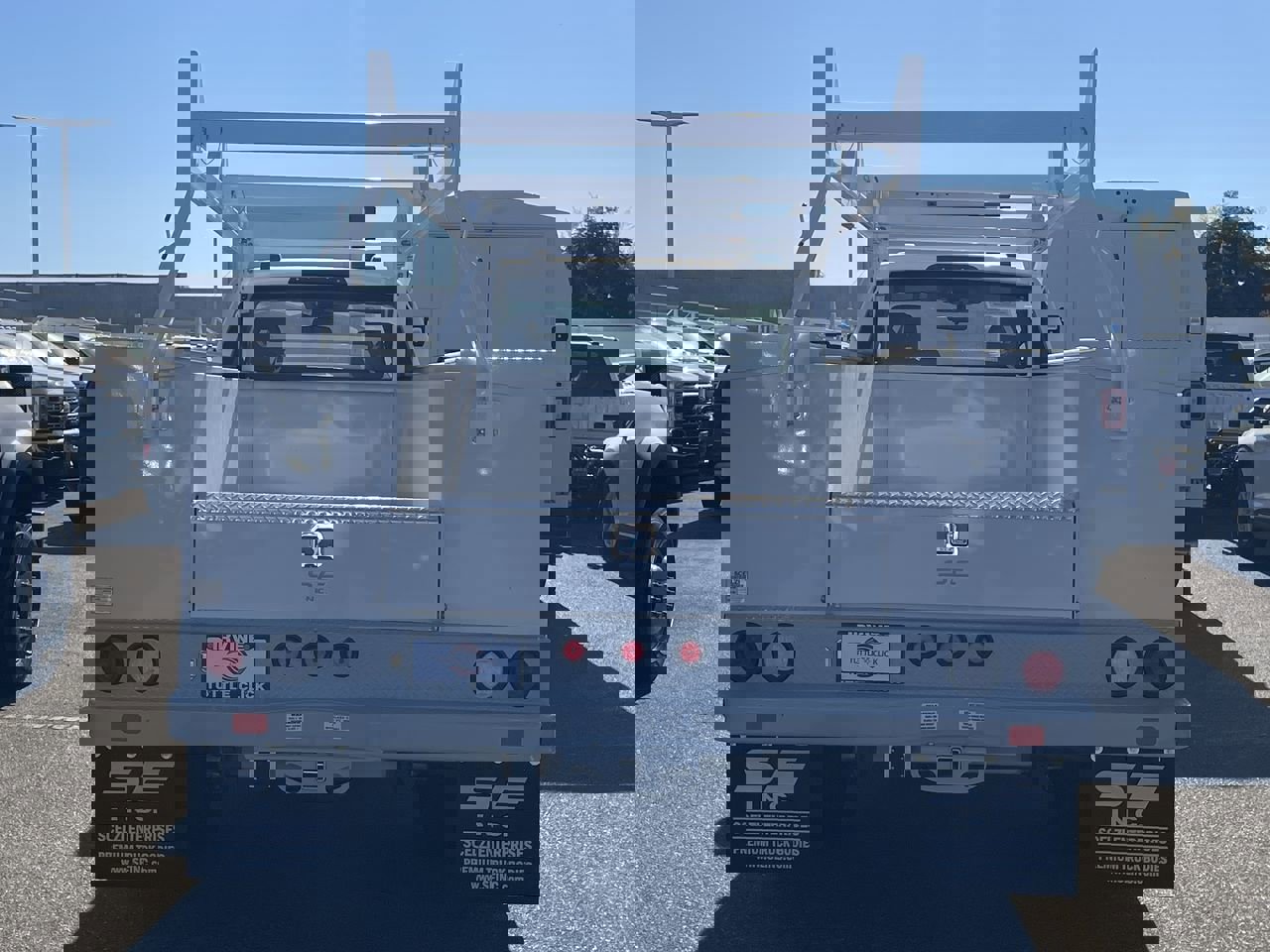 2024 Ford F-450 XL photo 3