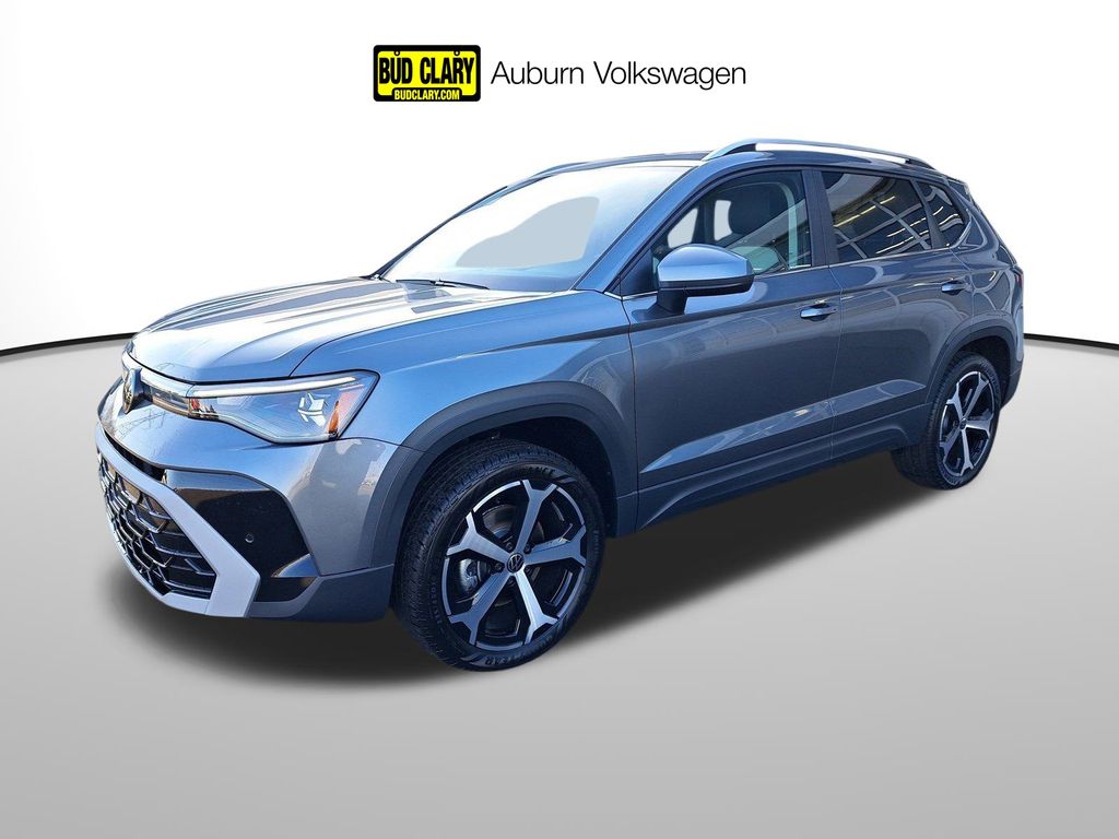 2025 Volkswagen Taos SEL's photo