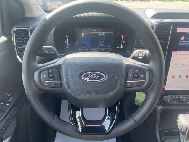 2025 Ford Ranger XLT photo 14