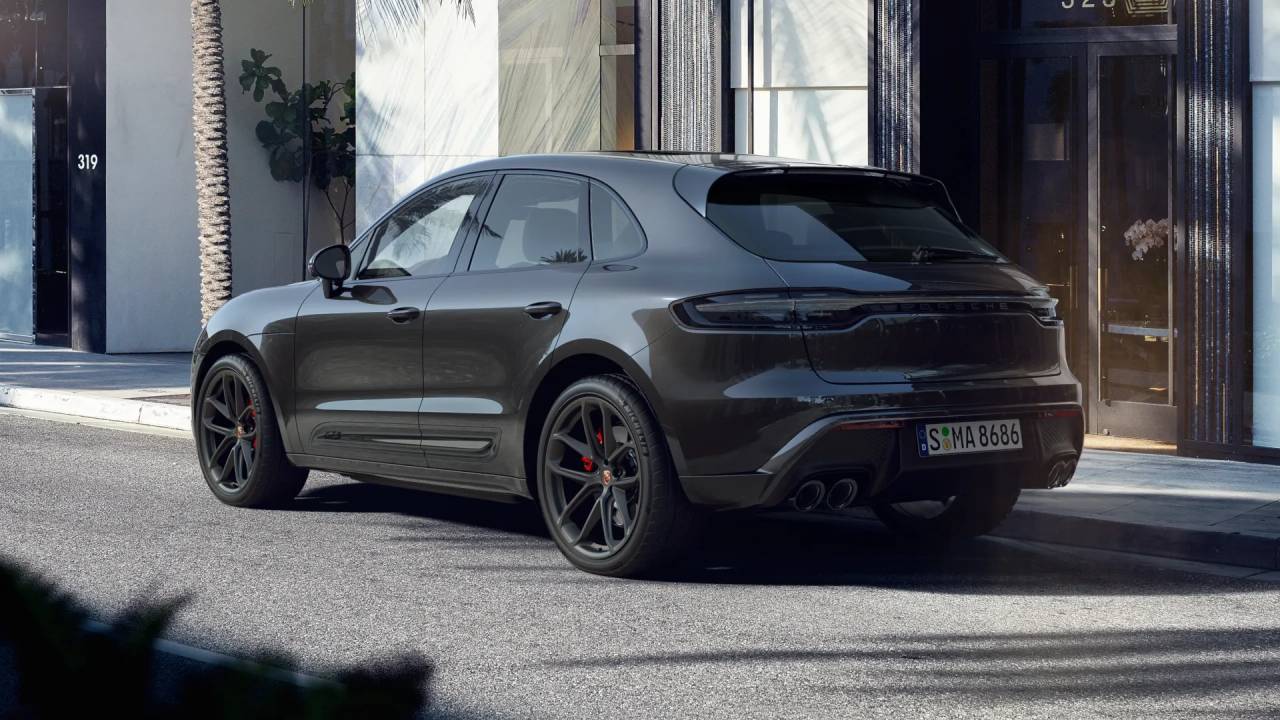 2025 Porsche Macan GTS photo 3