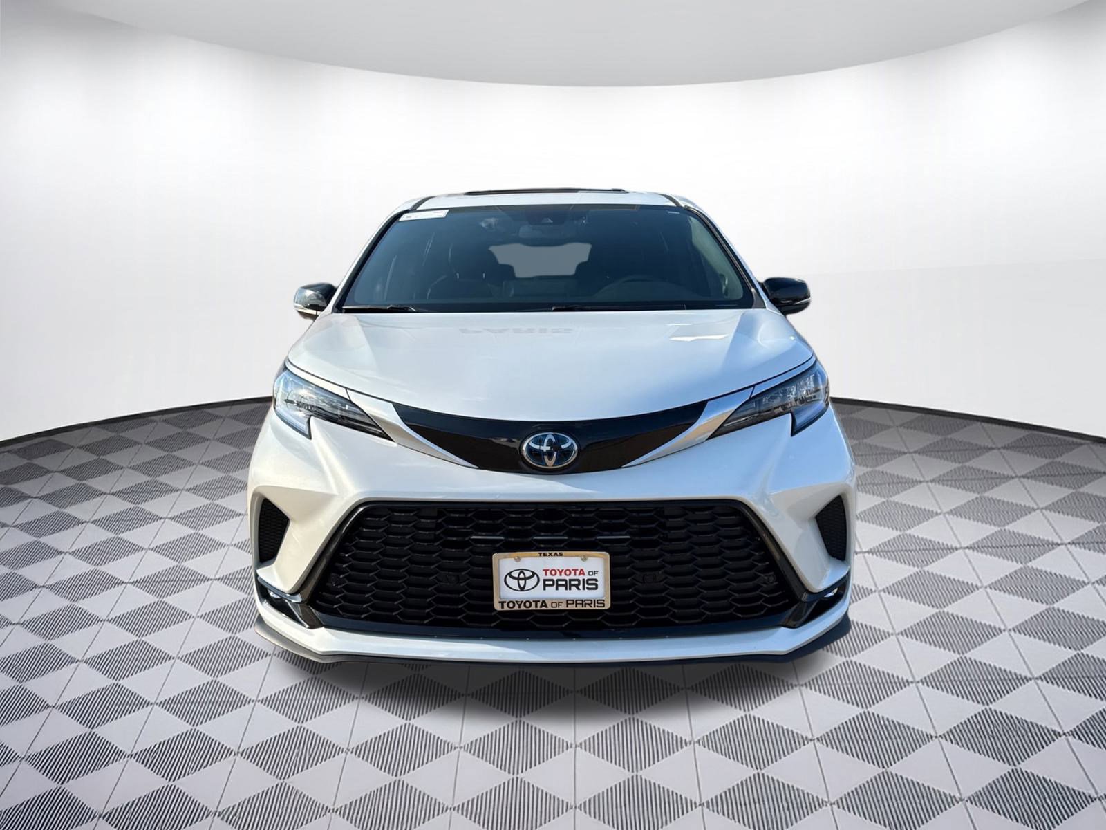 2023 Toyota Sienna XSE photo 6