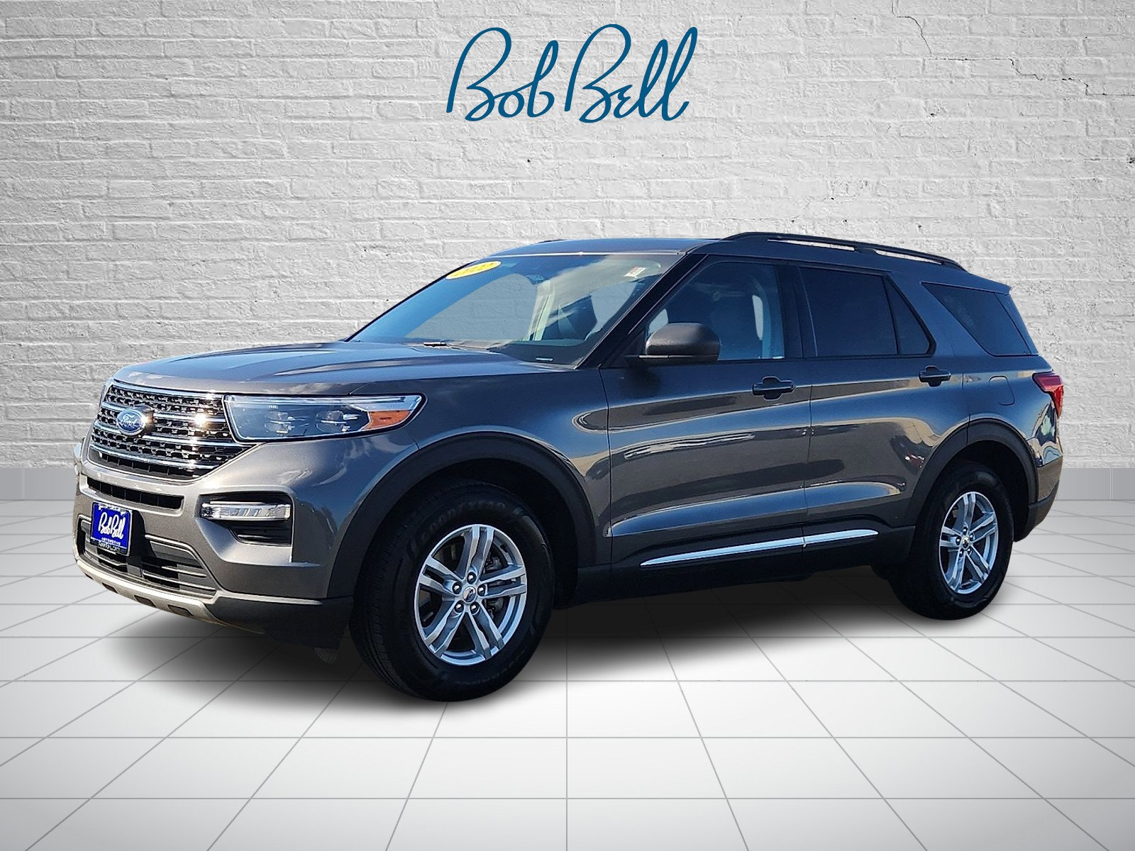 2022 Ford Explorer XLT photo 2