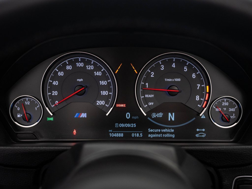 2015 Bmw M4 Convertible photo 29
