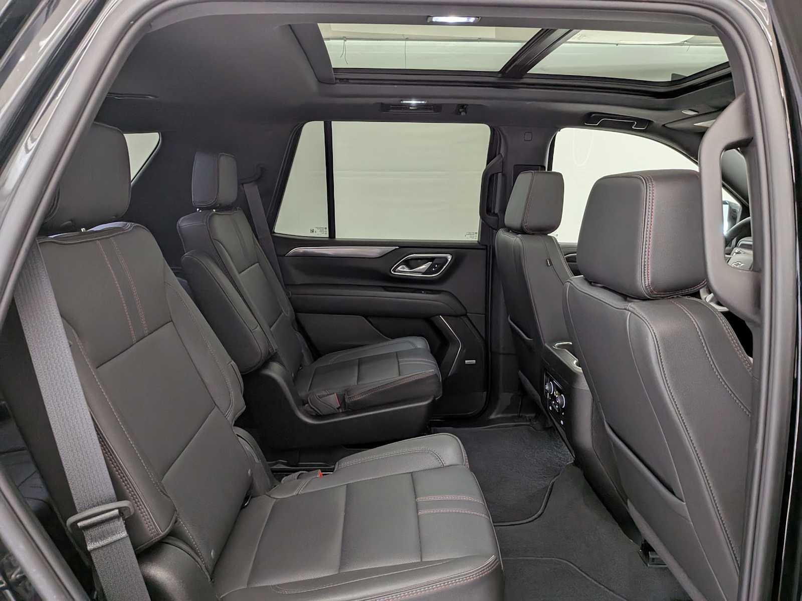 2024 Chevrolet Tahoe RST photo 21