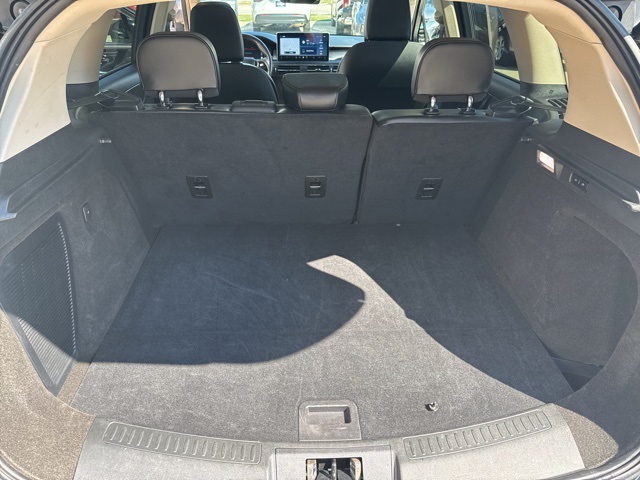 2023 Lincoln Corsair Standard photo 30