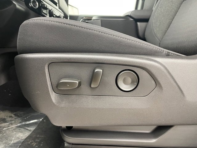2025 Chevrolet Silverado 1500 LT photo 3