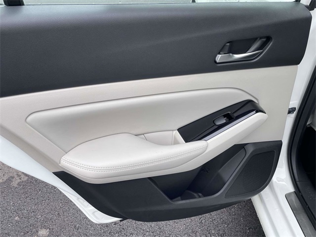 2020 Nissan Altima Platinum photo 3